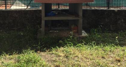 APPARTEMENT INDĂPENDANT POUR 4 PERSONNES Ă COLLIINA Ă QUELQUES KILOMĂTRES DE LERICI