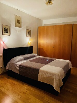 2 soverom, wi-fi (inkludert) og sengetøy