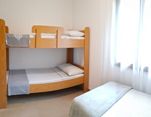 1 bedroom, iron/ironing board, free WiFi - Casa Gina Giardino Holideal Apartment (Tremosine)