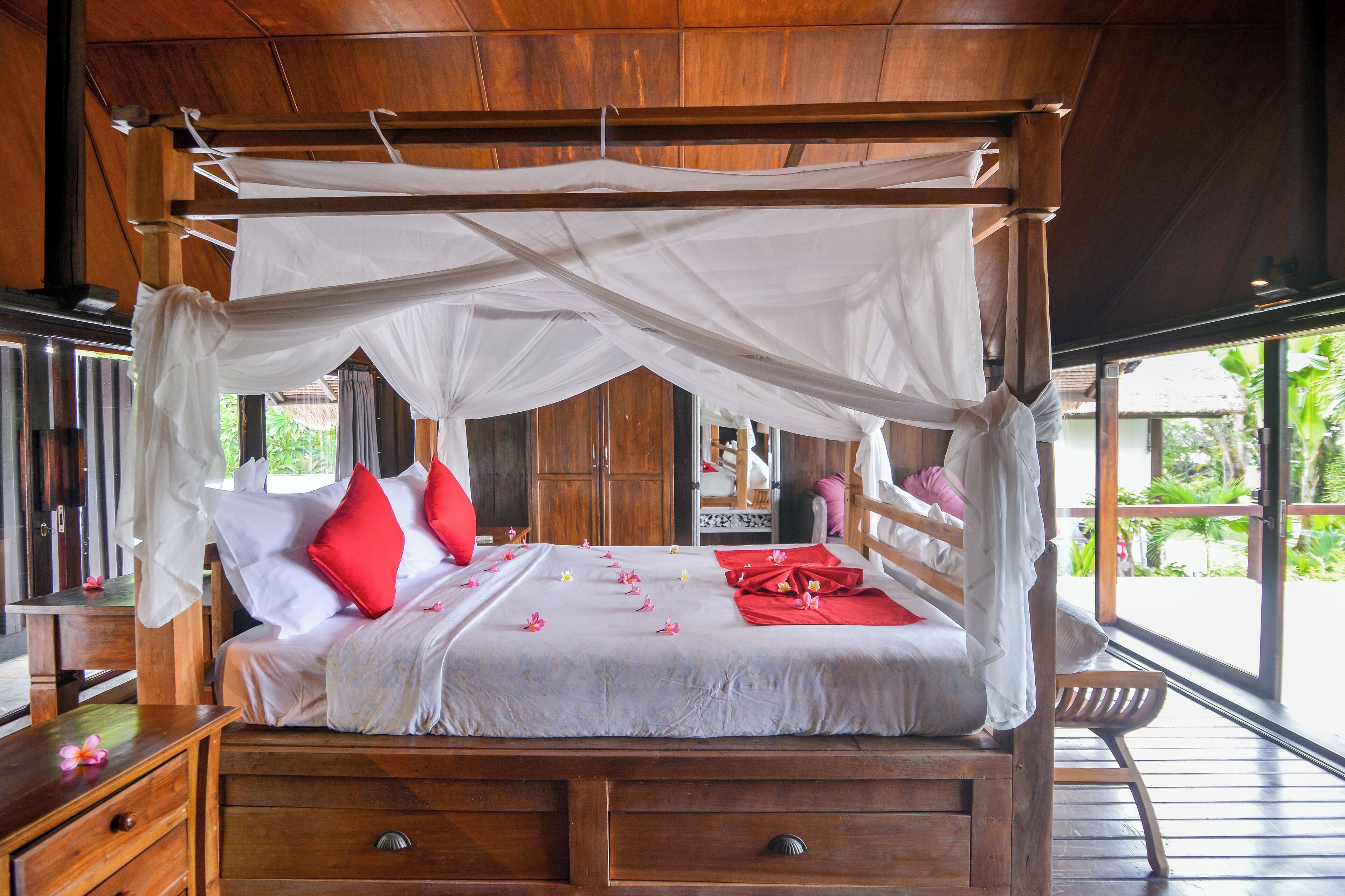 5 室のベッドルーム、セーフティボックス (室内)、アイロン / アイロン台、WiFi