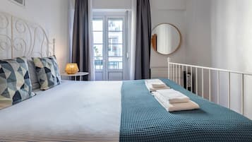1 bedroom, iron/ironing board, travel cot, WiFi