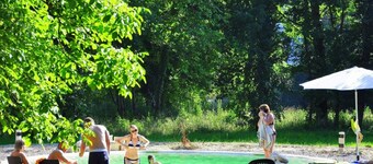 Perfect spot for a holiday with family or friends with private river and a pool