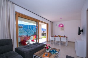Dining - Villa Inti, Tremezzina (Tremezzo), Italy (Tremezzina (Tremezzo))