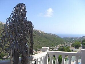 Property grounds - Three Bedroom Luxury Detached Villa, Stunning Views, Private Pool and Terraces (Moraira)