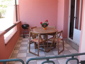 Outdoor dining - apartment/ flat - Buggerru (Buggerru)