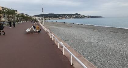 Maison de plain pied, classée 4* ,climatisée piscine privée. À 10 mn de la mer.