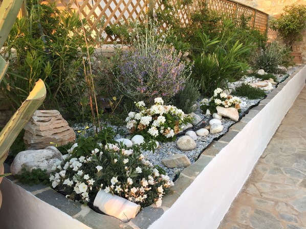 Exterior detail - Villa Meraki (Agkeria)