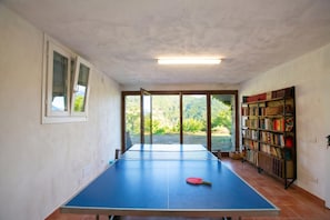 Games room - Villa Il Castagno, Cerano d'Intelvi, Italy (Cerano d'Intelvi)