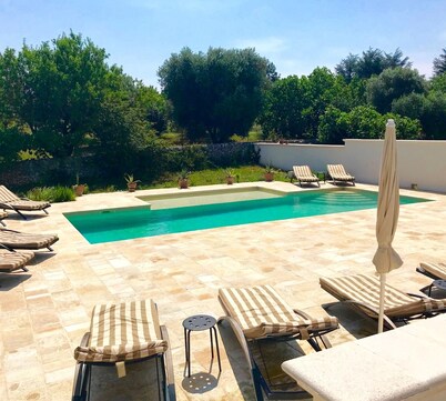 Exquisite 3 Bedroom Villa - Large Salt Swimming Pool  - CIN IT074003C200114293