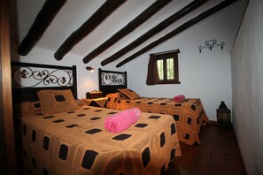 1 soverom, strykejern/-brett, wi-fi (inkludert) og sengetøy