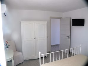 1 dormitori, wifi gratuïta i roba de llit