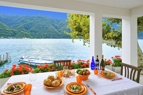 Villa L'Approdo, Porlezza, Italy