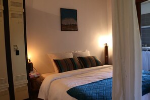 Internet, bed sheets