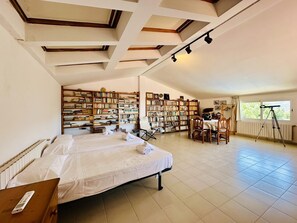5 chambres, fer et planche à repasser, accès Internet, draps fournis