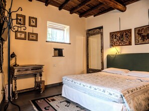 2 bedrooms, in-room safe, desk, soundproofing - Peace and relax close to Portofino and 5 Terre (Carasco)