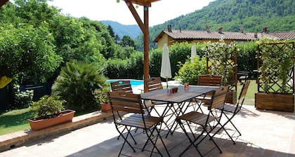 2-Bett-Modernisierter Barn mit Pool, in fußläufiger Entfernung zur Stadt.