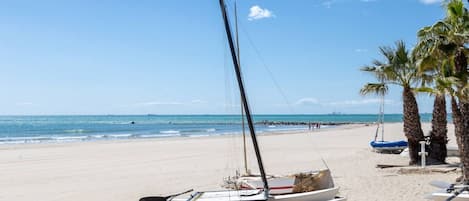 Vlak bij het strand
