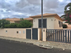 Exterior - holiday home NUNES VILLAGE  (Porto Santo)