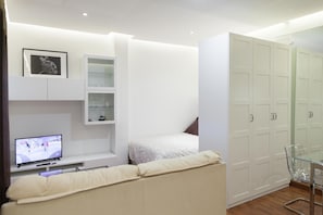 Tabla de planchar con plancha