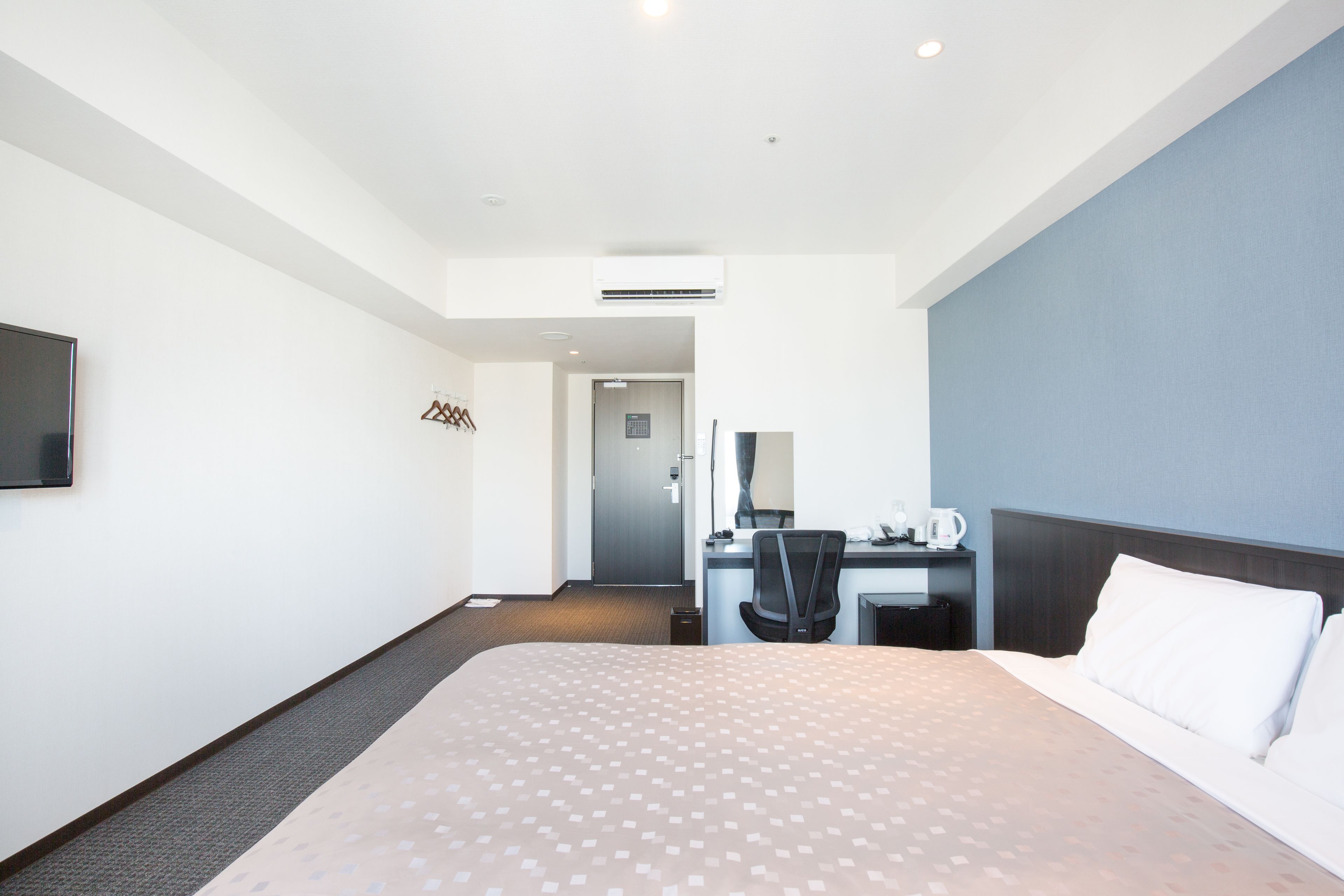 double room | 1 bedroom, premium bedding, desk, laptop workspace
