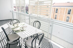 Dining - Apartment Darsena 14 (Genova)