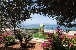 Property grounds - Beachfront Family Villa with Private pool, Playground, BBQ & Amazing Sea Views! (Rethymno)