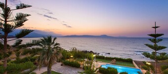 Beachfront Family Villa with Private pool, Playground, BBQ & Amazing Sea Views!