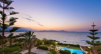 Beachfront Family Villa with Private pool, Playground, BBQ & Amazing Sea Views!