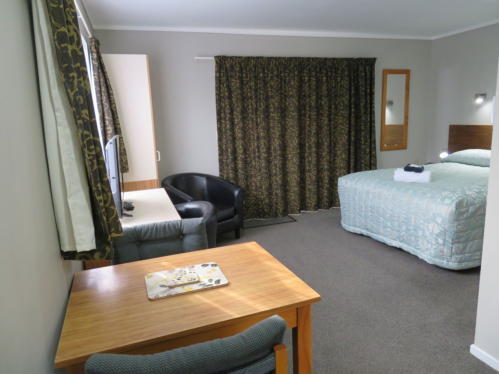 Premium bedding, pillowtop beds, iron/ironing board, free WiFi