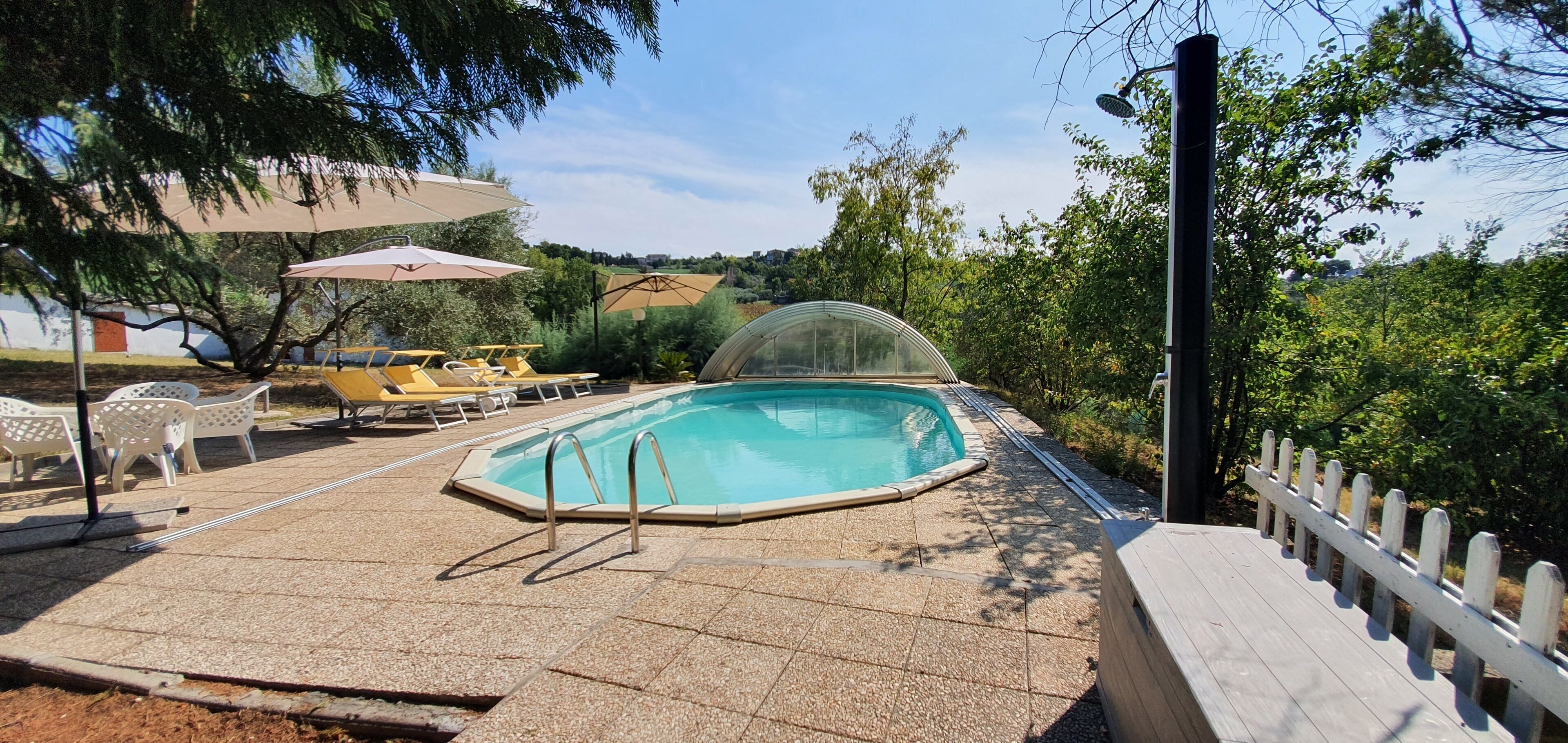 Indoor pool, outdoor pool