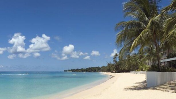 A beach with clear turquoise water, white sand, and palm trees. - 3 Bed Villa with Private Pool, West Coast Barbados (Porters St James)
