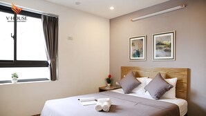高级开间 | 办公桌、笔记本电脑工作区、熨斗/熨板、免费 WiFi