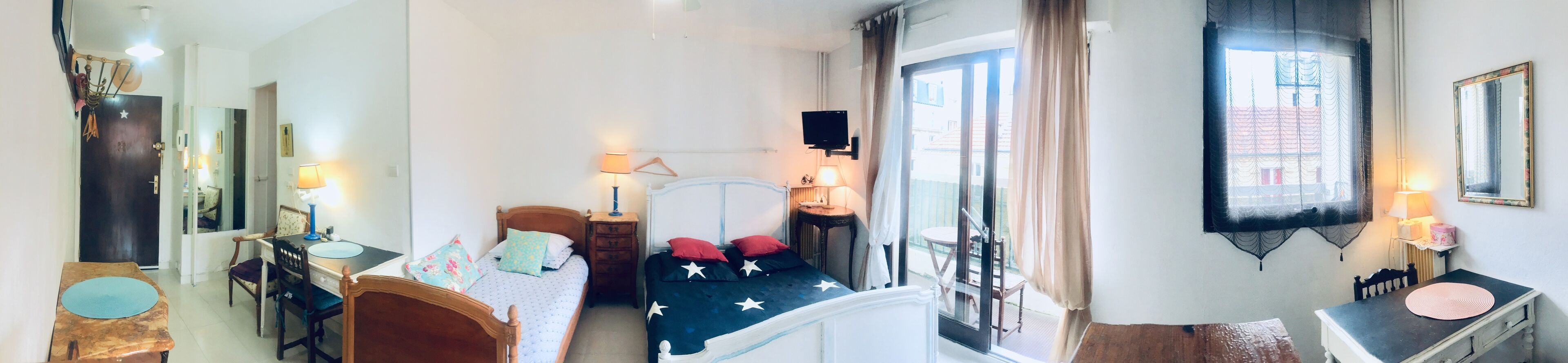 1 chambre, fer et planche à repasser, Wi-Fi gratuit, draps fournis