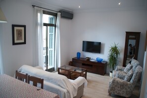 2 slaapkamers, een strijkplank/strijkijzer, wifi, beddengoed