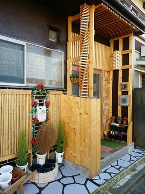 ทางเข้าที่พัก