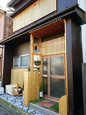 Front of property - Lounge Taki (Fukui)