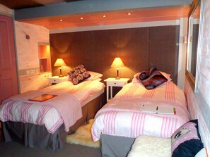 2 chambres, Wi-Fi gratuit, draps fournis