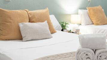 2 bedrooms, iron/ironing board, free WiFi, bed sheets