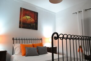 1 室のベッドルーム、アイロン / アイロン台、インターネット、ベッドシーツ