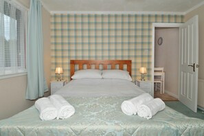 1 chambre, chambres insonorisées, fer et planche à repasser