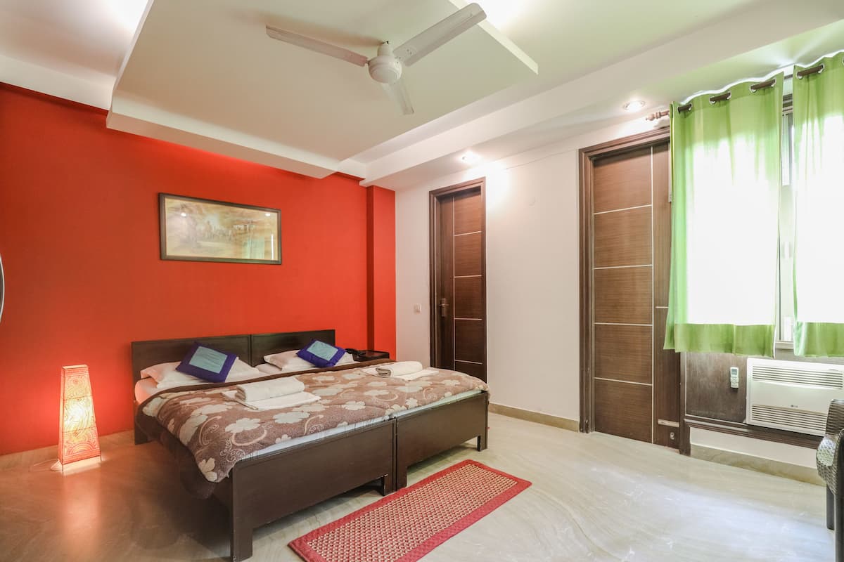 Desk, iron/ironing board, free WiFi, bed sheets