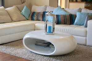 Smart TV, table tennis, books - Lecci: House / Villa - LECCI (Lecci)