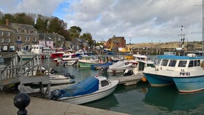 Marina - Luxury Barn Conversion -Ideal Location for both Coasts and Eden Project (Roche  (near Bodmin))