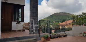 Terrace/patio - Luxury and tranquility just a few steps from Etna, Catania and Taormina (Nicolosi)