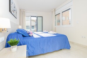 2 chambres, fer et planche à repasser, Wi-Fi gratuit
