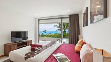 1-Bedroom Apartment | 1 kamar tidur, brankas, dan didekorasi berbeda-beda