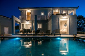 Pool - Villa Sole ★4 BR★Private Pool★Sea Views★Free Parking (Skala)