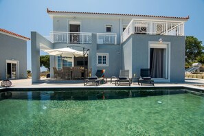 Pool - Villa Sole ★4 BR★Private Pool★Sea Views★Free Parking (Skala)