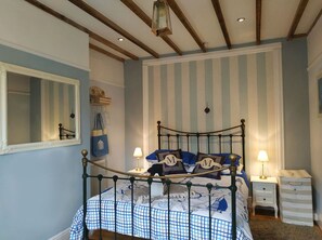 3 chambres, bureau, fer et planche à repasser, Wi-Fi gratuit