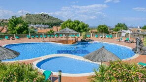Piscina coperta, una piscina riscaldata